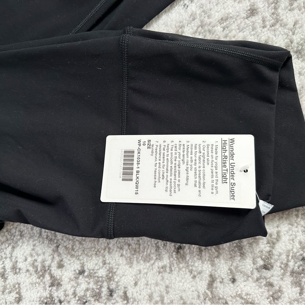 Lululemon wunder under leggings NWT